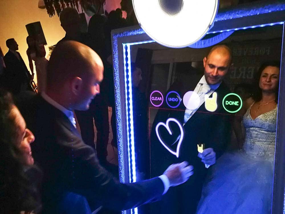 Location Photobooth Miroir Magic à Monte-Carlo pour votre mariage 1 Miroir Monte-Carlo